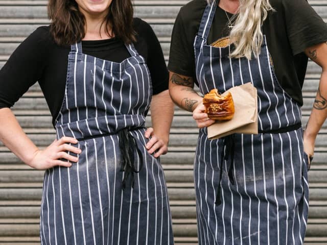 Rachel + Emily-04525x