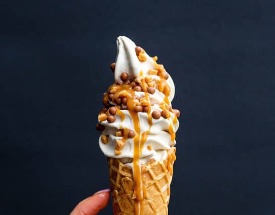 vanila_soft_serve-x2855
