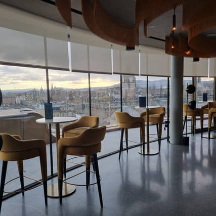 W Lounge
