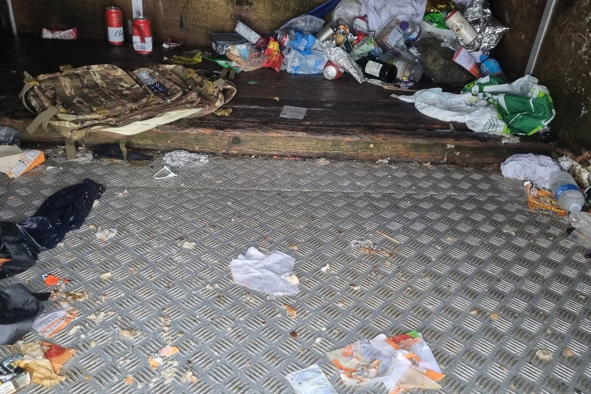 Ben Nevis shelter trashed as public urged to respect the mountain