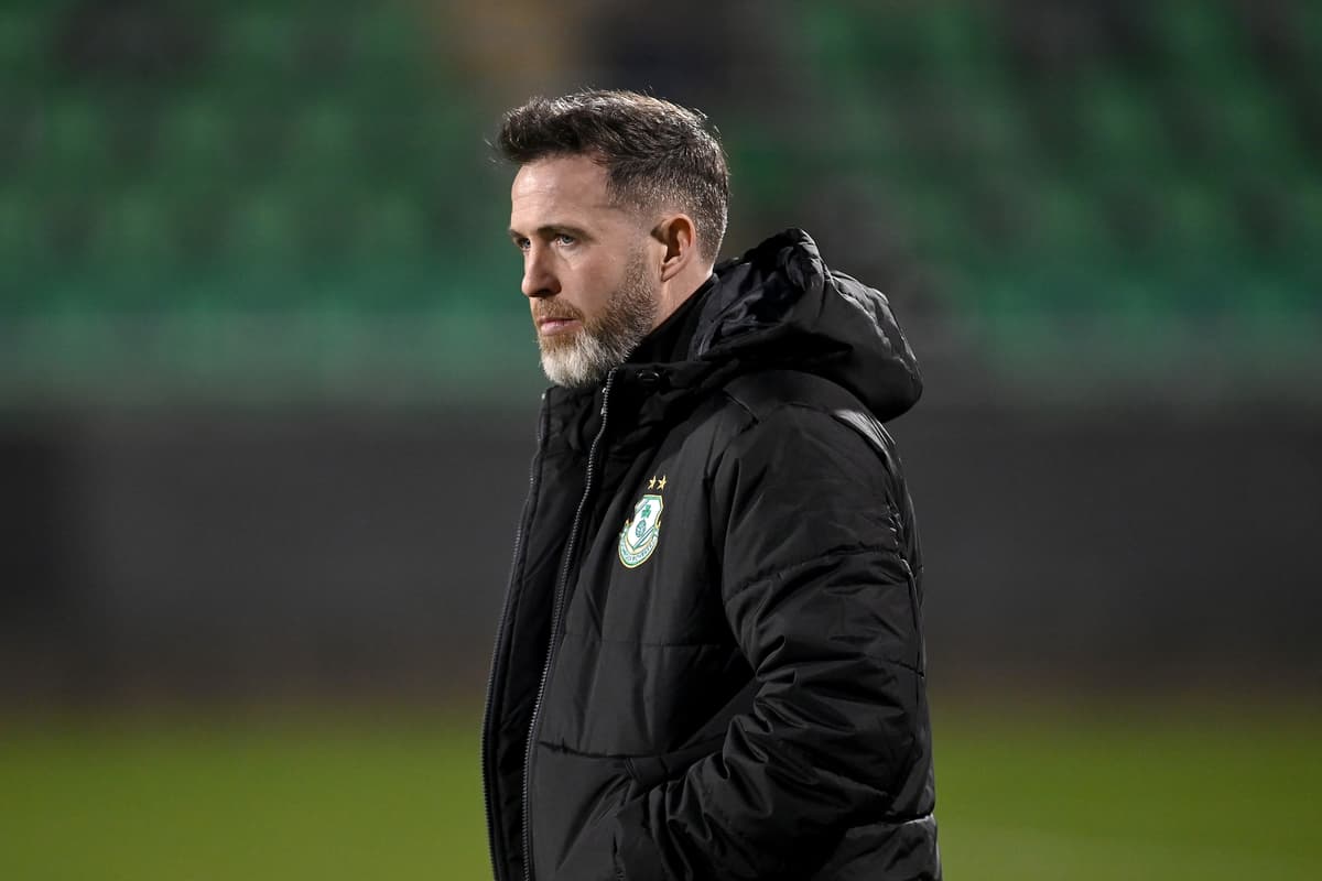 Die Suche nach dem nächsten Trainer von Hibernian erstreckt sich über ...
