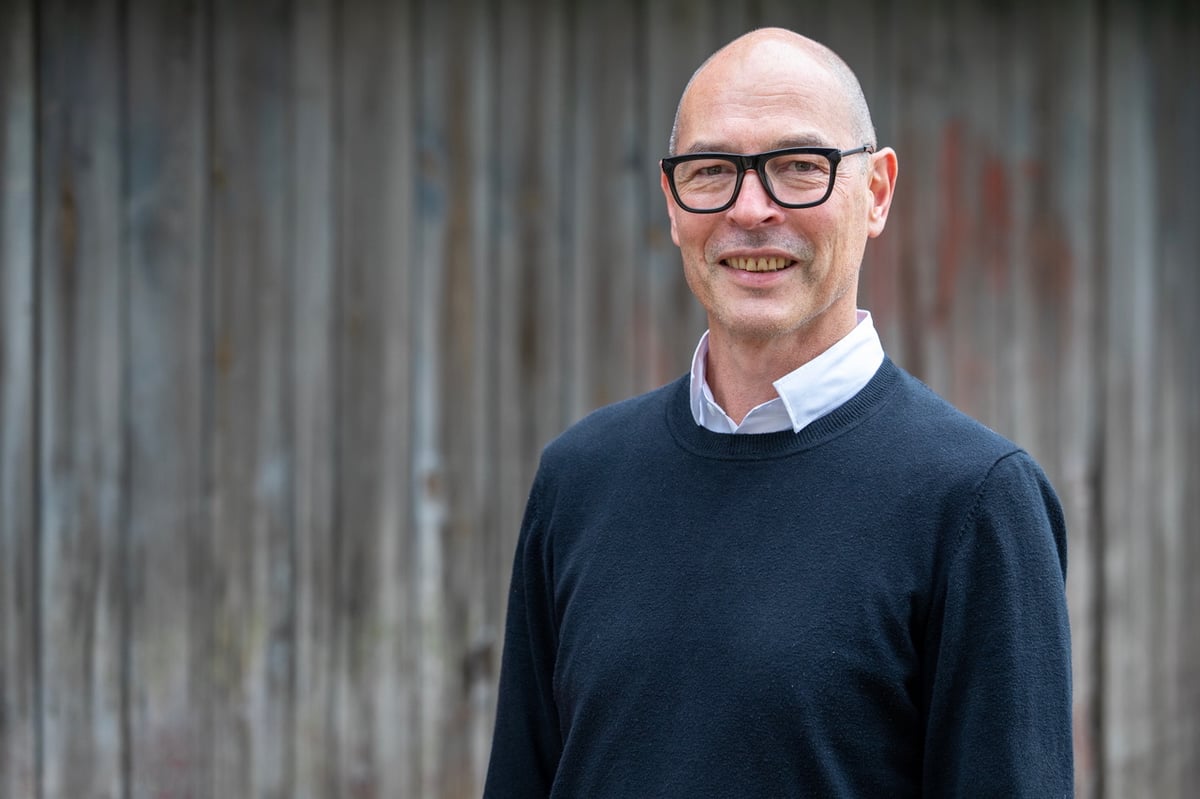 Wigtown Poetry Prizes 2026: 'Empathy and genuine experience' keys to future of poetry in age of AI