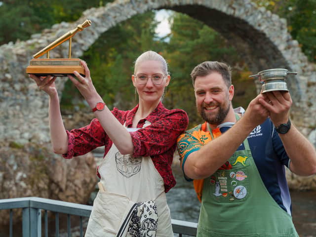Winners Gina Saarberg and Rob Reid