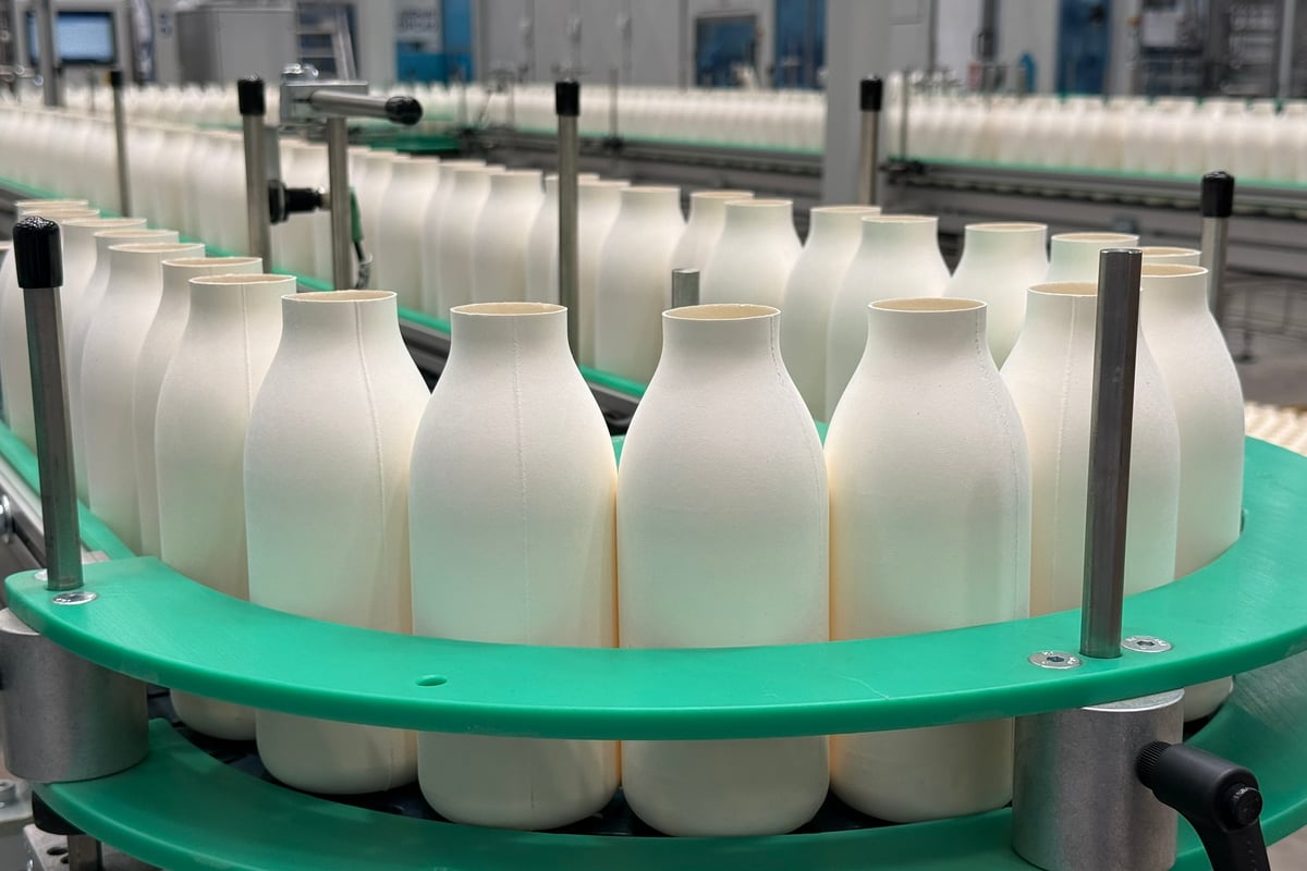 Pulpex opens first commercial fibre bottle factory near Glasgow
