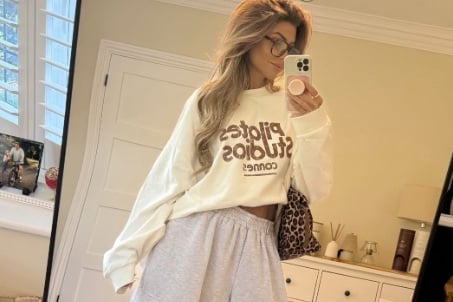 Mrs Hinch's 'amazing' grey joggers are perfect for tall girls - but they're selling out fast