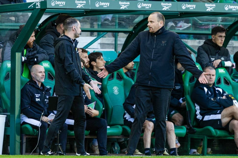 Hibs ist nach dem Abstieg zum Tabellenletzten der Premiership enttäuscht ...