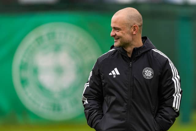 Assistant manager Shaun Maloney during a Celtic MD-1 training session at the Lennoxtown ahead of the Europa League match against Celta Vigo. (Photo by Craig Williamson / SNS Group)