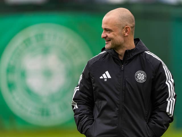 Assistant manager Shaun Maloney during a Celtic MD-1 training session at the Lennoxtown ahead of the Europa League match against Celta Vigo. (Photo by Craig Williamson / SNS Group)