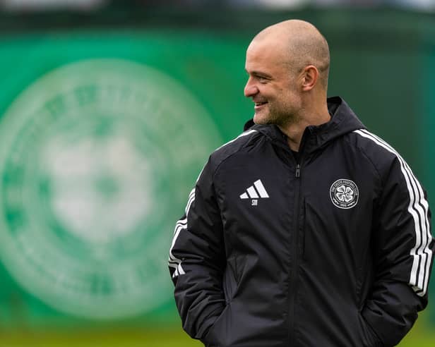 Assistant manager Shaun Maloney during a Celtic MD-1 training session at the Lennoxtown ahead of the Europa League match against Celta Vigo. (Photo by Craig Williamson / SNS Group)