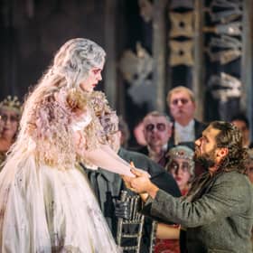 Trine Møller (Turandot) and Victor Starsky (Calaf) in Scottish Opera's Turandot