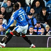 Rangers' Emmanuel Fernandez (R) challenges St Mirren's Ismeal Kabia (L) in the box in an incident that should have resulted in a penalty kick, awarding to referees' chief Willie Collum. (Photo by Rob Casey / SNS Group)