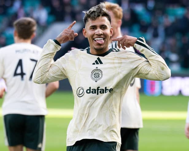 Celtic's Camilo Duran celebrates scoring to make it 2-1 during a William Hill Premiership match between Hibernian and Celtic at Easter Road