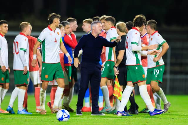 Scotland U21 head coach Tony Docherty clashes with Bulgaria's Valeri Vladimirov during a 2027 UEFA European Championship Under-21 qualifying match at the Georgi Benkovski Stadium. (Photo by Kostadin Andonov / SNS Group)