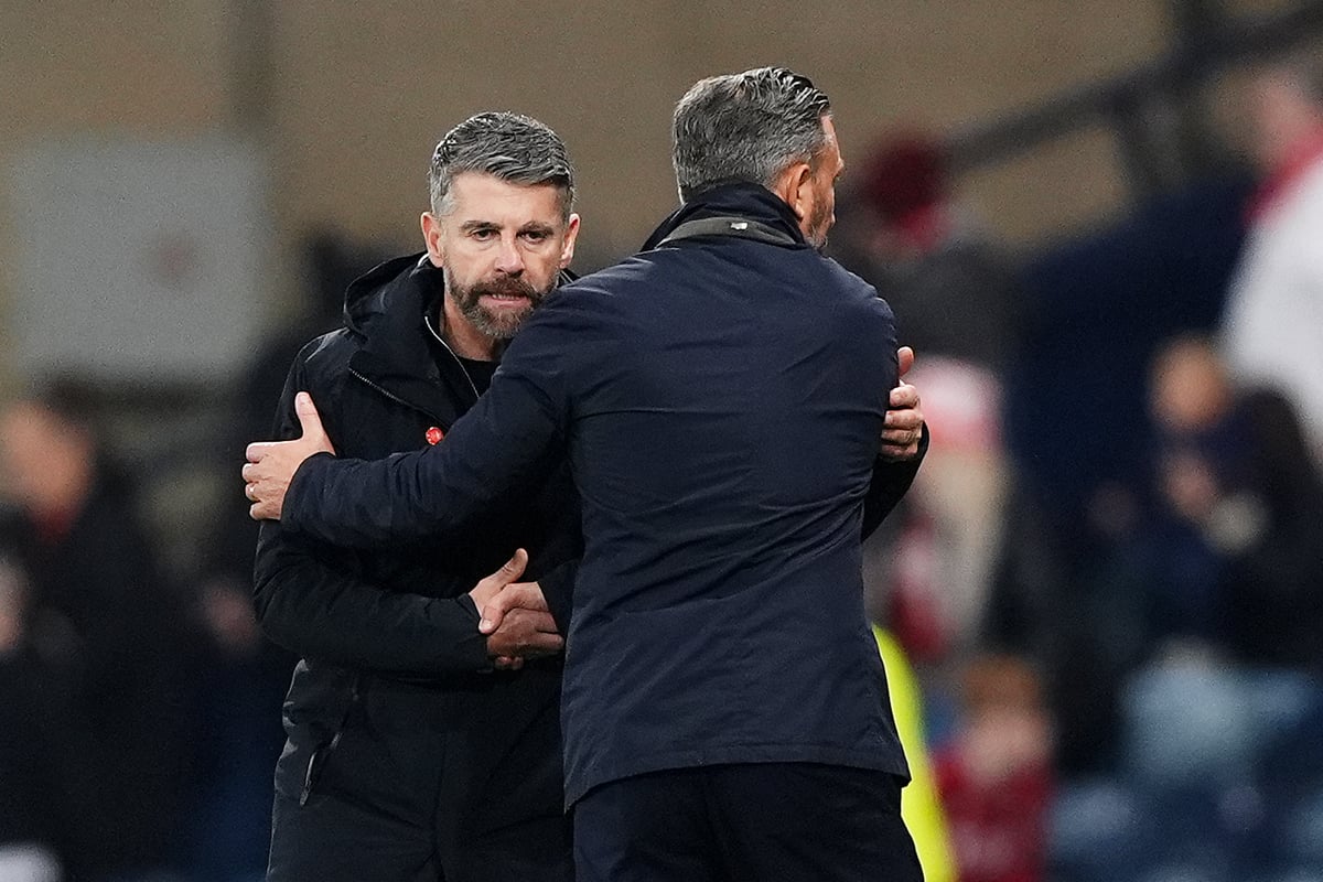 Stephen Robinson says Aberdeen defied expectations amid praise for 23y/o who 'gets incredible amount of stick'