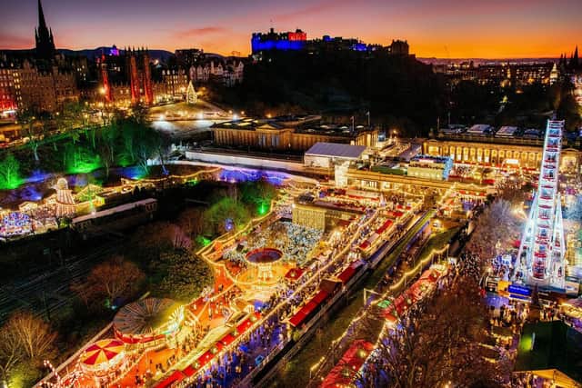 Criticism of the handling of Edinburgh's Christmas events have led to calls for Adam McVey's resignation.