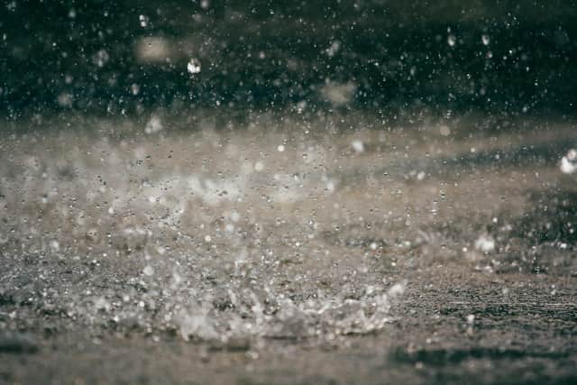 Heavy rain and strong winds are set to hit Scotland this weekend, with a Met Office yellow weather warning in place as flood warnings continue.