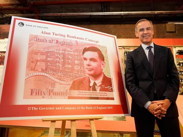 The Governor of the Bank of England, Mark Carney, with the concept for the new 50 note.