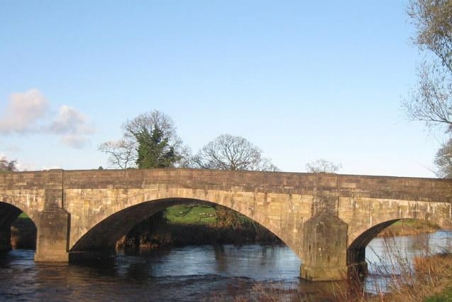 Enjoy this walk through the picturesque Ribble Valley countryside