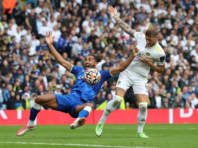 Half an hour into fans’ return to Elland Road, Liam Cooper gave supporters something to shout about by holding Toffees’ striker Dominic Calvert-Lewin from getting onto the end of a cross at the back post. Referee Darren England consulted his pitchside monitor and gave Everton a penalty, which Calvert-Lewin converted.