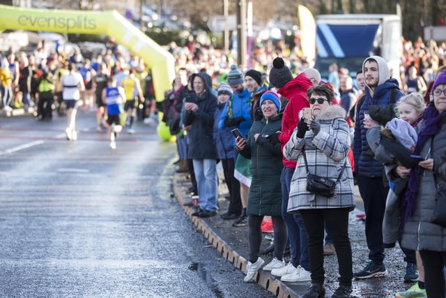 A great crowd kept the runners going.