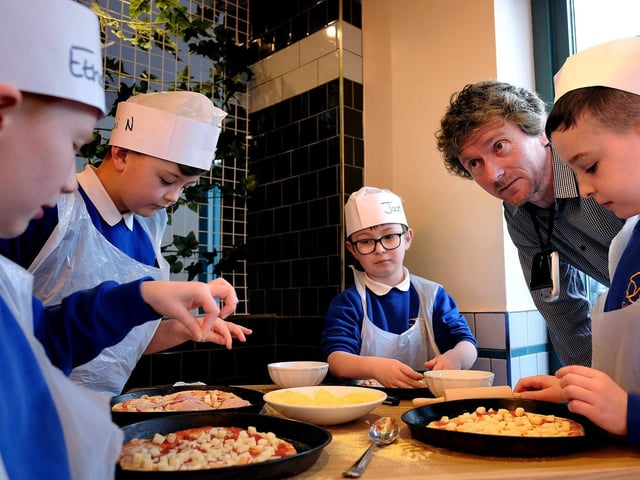 Showing an interest in the healthy pizzas