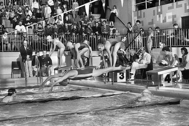 A relay event at the English Schools Swimming International organised by local teachers at Wigan International Pool on Saturday the 20th of March 1976.
Teams taking part were from England, Scotland, Wales, Northern and Southern Ireland and West Germany.