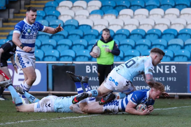 Action from Halifax Panthers' clash with Featherstone Rovers in the Betfred Challenge Cup fourth round. Picture: Simon Hall.