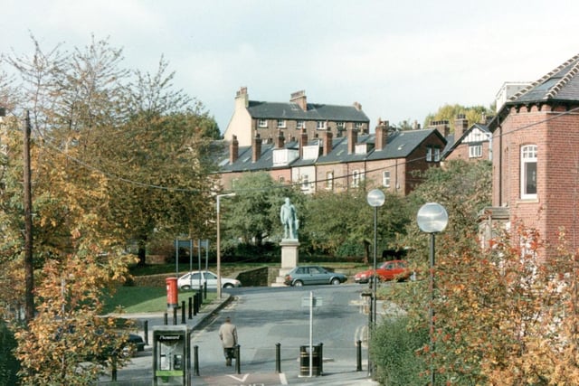 The view looking on to footbridge leading to Clarendon Road at Woodhouse in 1992.