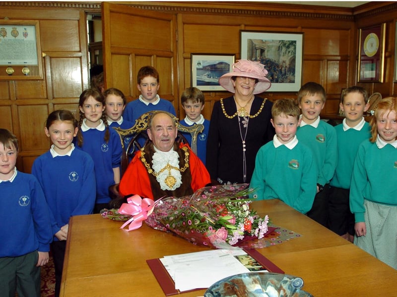 Whitby children pictured with the new borough mayor Herbert Tindall at Scarborough Town Hall.