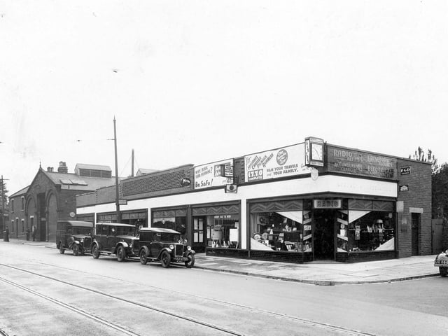Morgan and Waddington, electrical shop pictured in June 1934. The bus depot can be seen in the background.