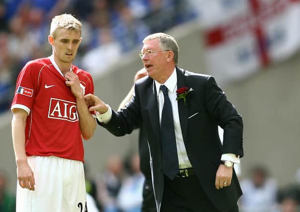 Sir Alex Ferguson talks to Darren Fletcher as Manchester United play Chelsea in the 2007 FA Cup Final (Picture: Adrian Dennis/AFP/Getty Images)