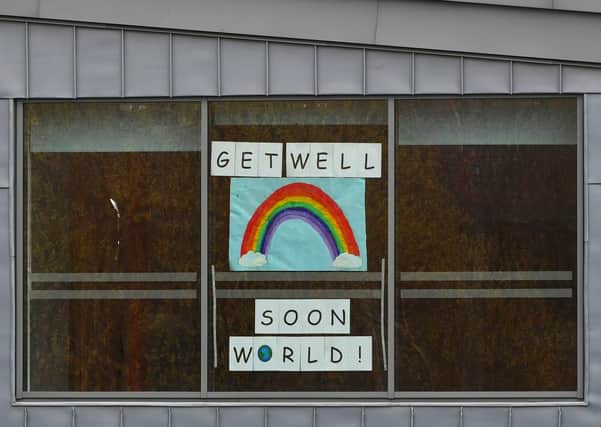 Piture : John Devlin 01/04/2020. CAMBUSLANG. A poignant message left in a locked building. Coronavirus. Rainbow message.