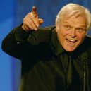 Brian Dennehy accepts the Best Leading Actor In a Play prize for Long Day’s Journey Into Night at the Tony Awards in 2003 (Picture: Frank Micelotta/Getty Images)