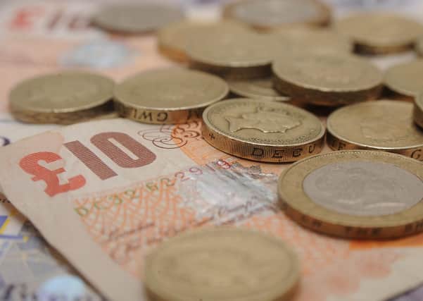 The amount of National Insurance you pay as a zero hours contractor depends on how often you’re paid and how much your earn each time
