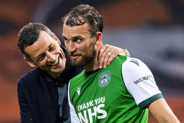 Hibs striker Christian Doidge celebrates with manager Jack Ross at full-time at Tannadice. Picture:
Mark Scates/SNS Group