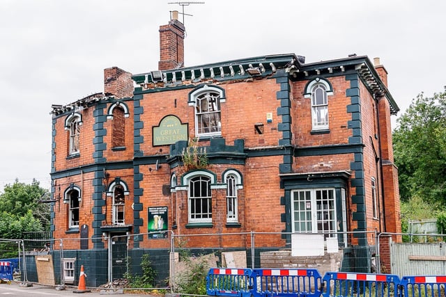 How the pub looked after the fire. Photo by Geoff Ousbey