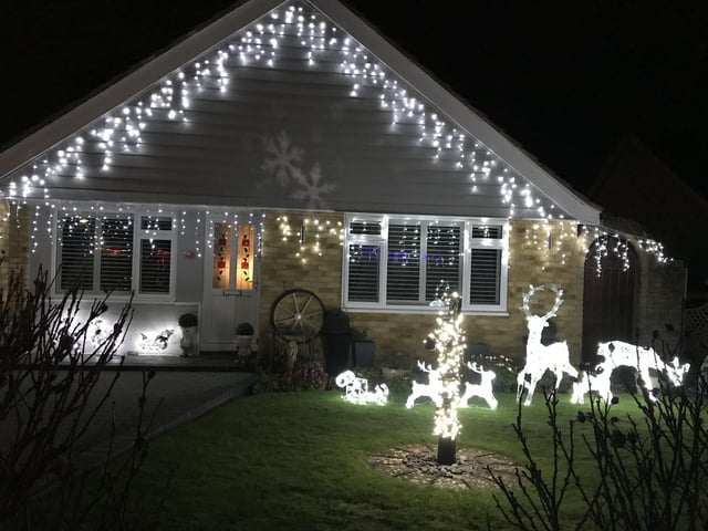 Oakcroft Gardens, Littlehampton. SUS-201213-140240001
