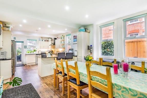 The kitchen/breakfast room