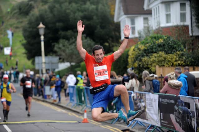 Beachy Head Marathon Eastbourne 2021 (Pic by Jon Rigby) SUS-211025-083845008