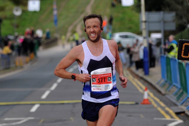 Beachy Head Marathon Eastbourne 2021. Runner up James Wright (Pic by Jon Rigby) SUS-211025-083318008