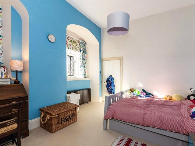 The Manor House, Chiddingly Place. Photo from Zoopla