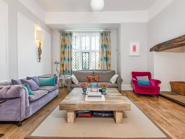 The Manor House, Chiddingly Place. Photo from Zoopla