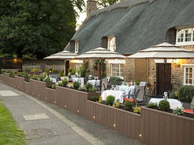 Book now for the Christmas menu at The Chubby Castor