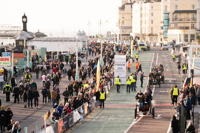 A large crowd of spectators turned up at Madeira Drive to welcome the veteran cars as they crossed the finish line.