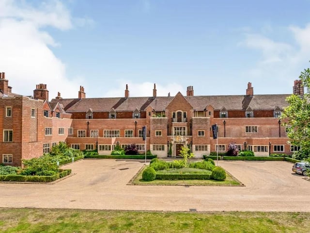 A one bedroom flat at King's Drive, Midhurst is on the market for a guide price of
£270,000.
The estate is accessed via a gated sweeping driveway and offers exclusive access to acres of park like grounds, gymnasium and swimming pool complex.