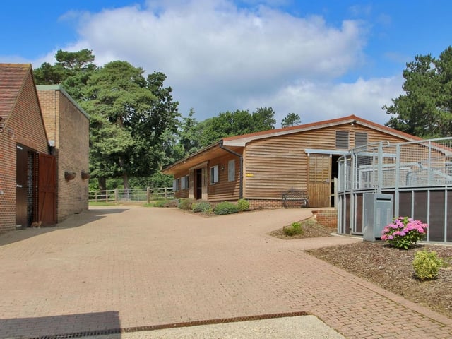 Equestrian country home in Crowborough, from Zoopla
