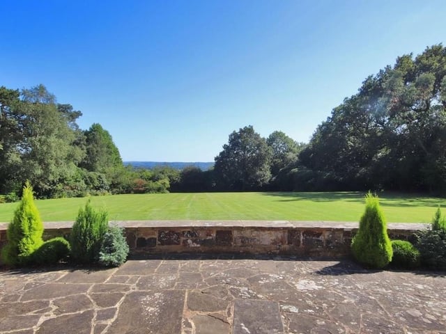 Equestrian country home in Crowborough, from Zoopla