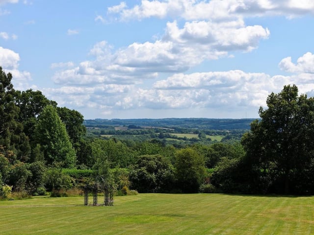 Equestrian country home in Crowborough, from Zoopla