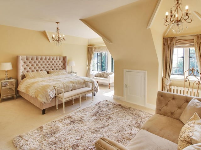 Equestrian country home in Crowborough, from Zoopla