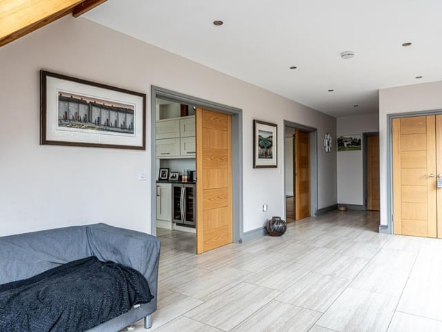 Picture: Tyron Ash Real Estate, Mayfair, and Rightmove